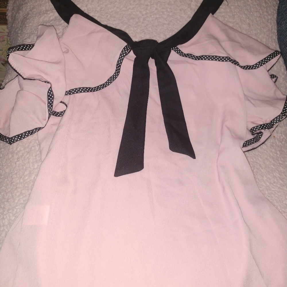 Cold shoulder ruffled sleeve top